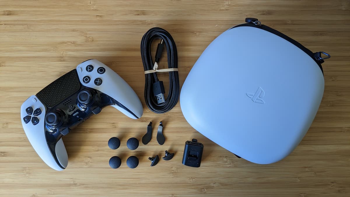 Unboxing the DualSense Edge PS5 pro controller