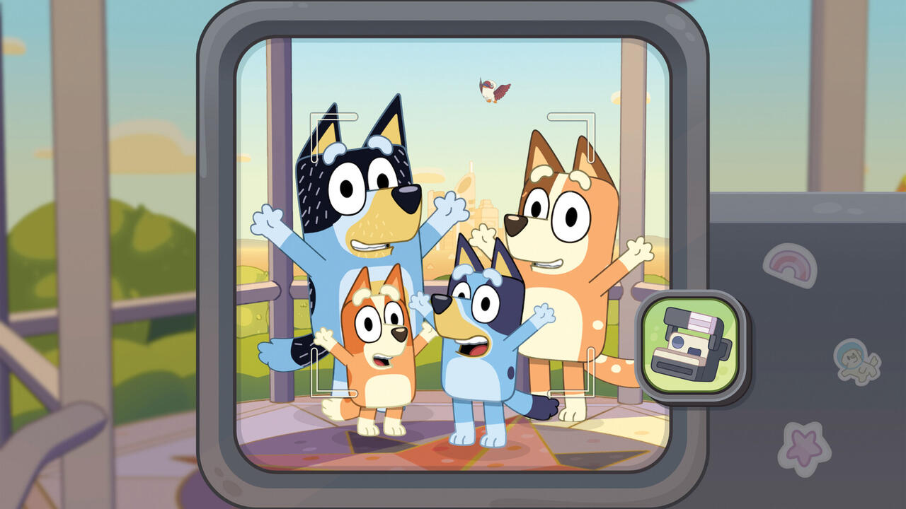 Bluey's Happy Snaps screenshot